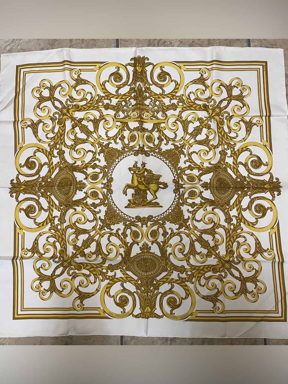Hermès Les Tuileries 90cm Silk Scarf - Gold & Ivory | Unworn Perfect Crisp!